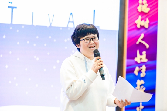 赟姐.jpg
